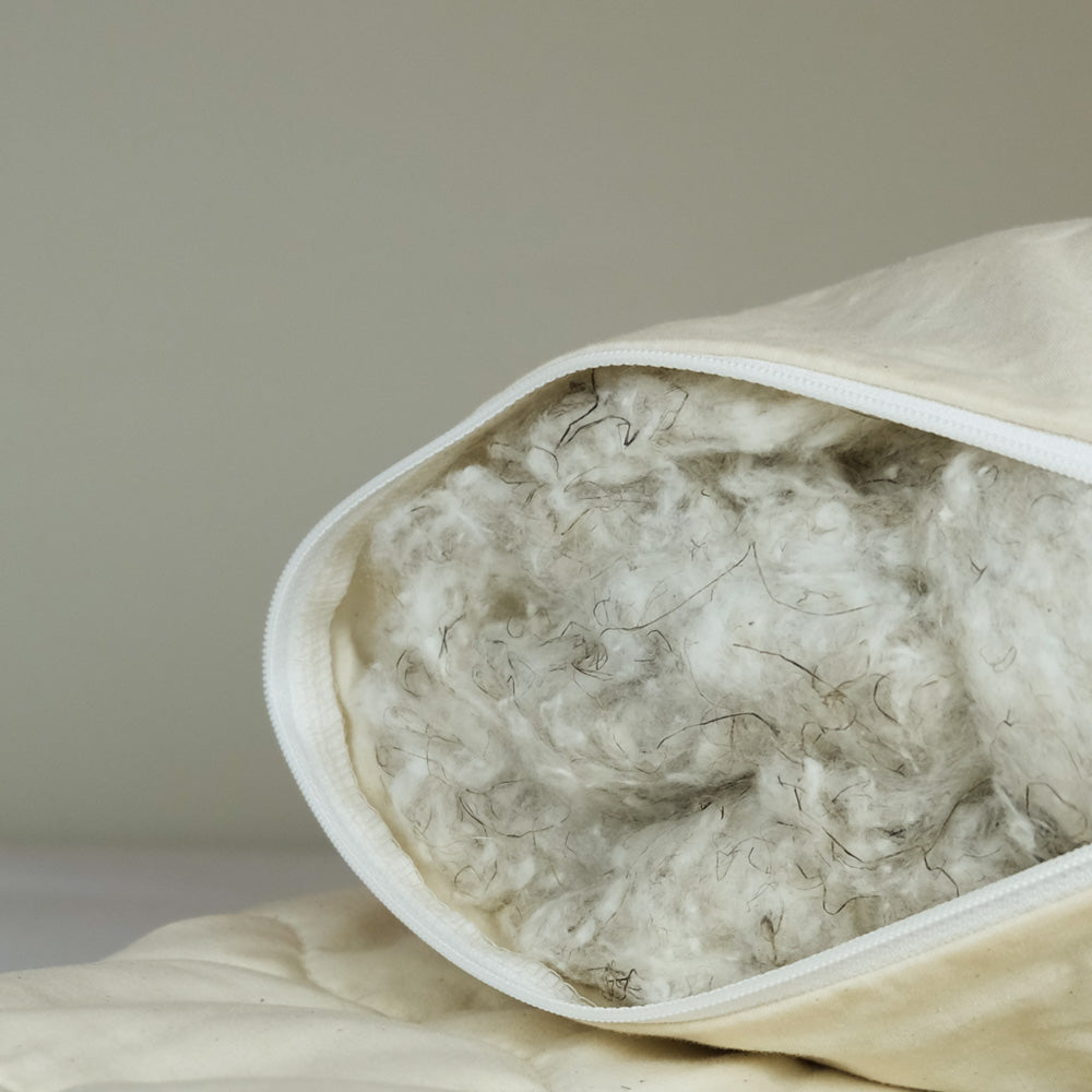 Hanf-Vlies-Kopfkissen "Hella" mit Steppbezug Bio